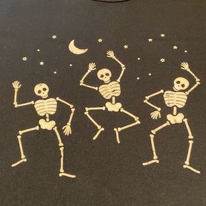 CLEARANCE 🛍️ XL Rocker Tee Halloween collection